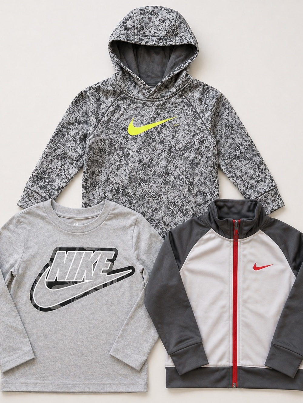 Nike Boys 3 Piece Bundle 24M-2T Hoodie Jacket Long Sleeve

Description: